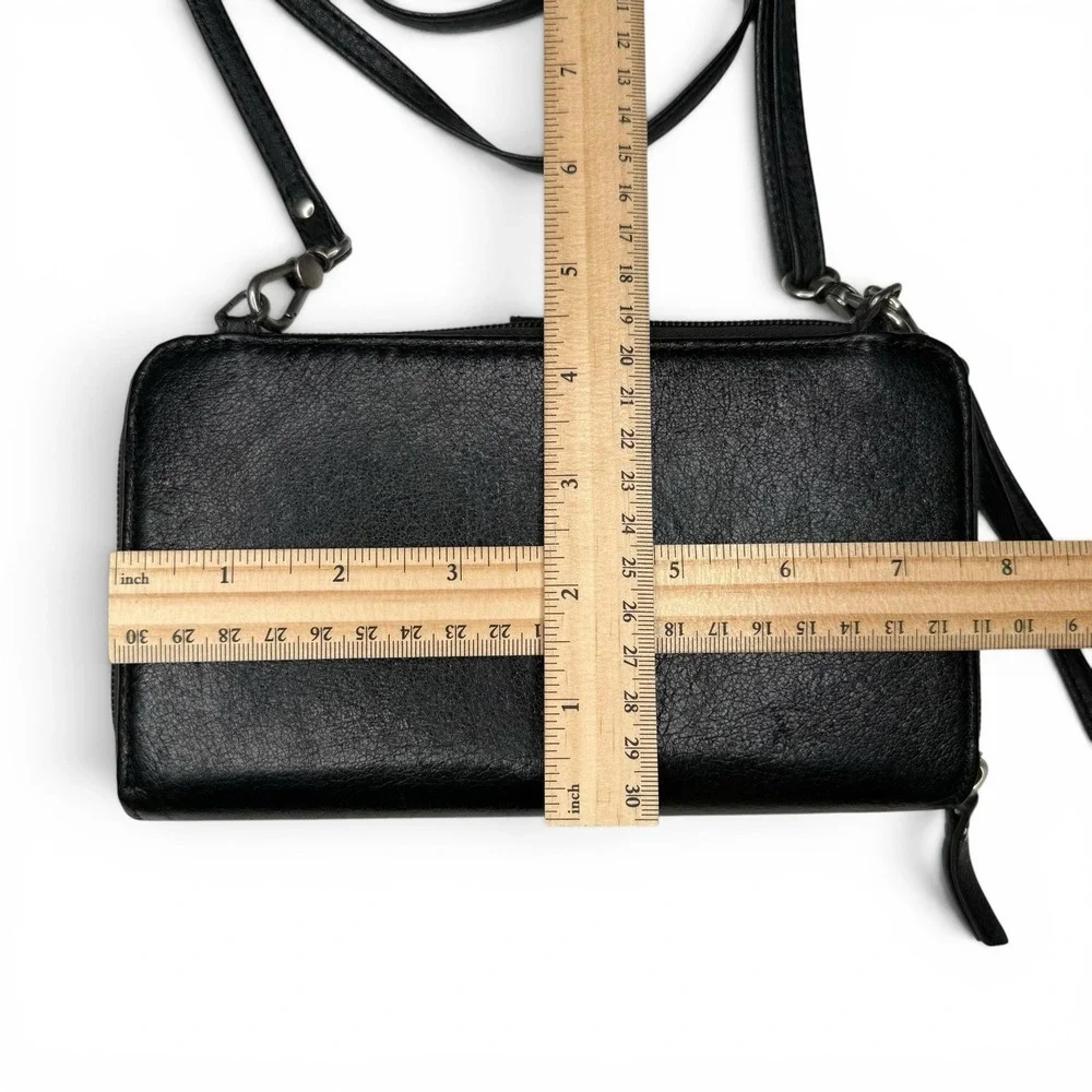 The Sak Iris Smartphone 3 In 1 Crossbody Wristlet Wallet Black Leather Embossed